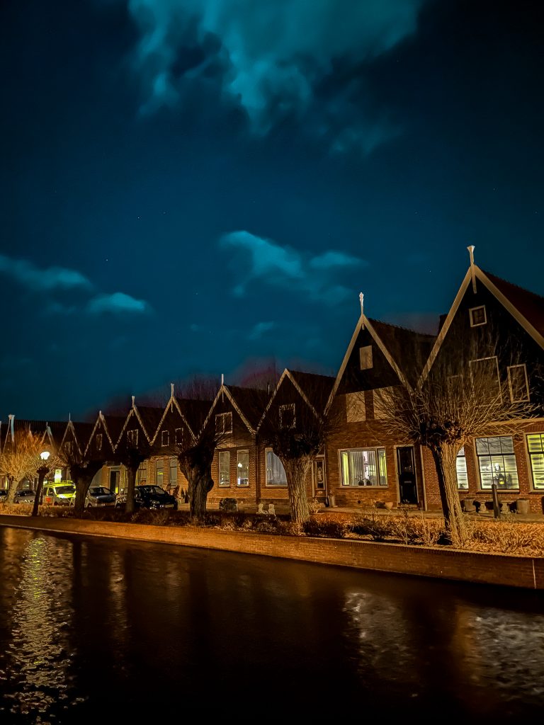 Volendam Village